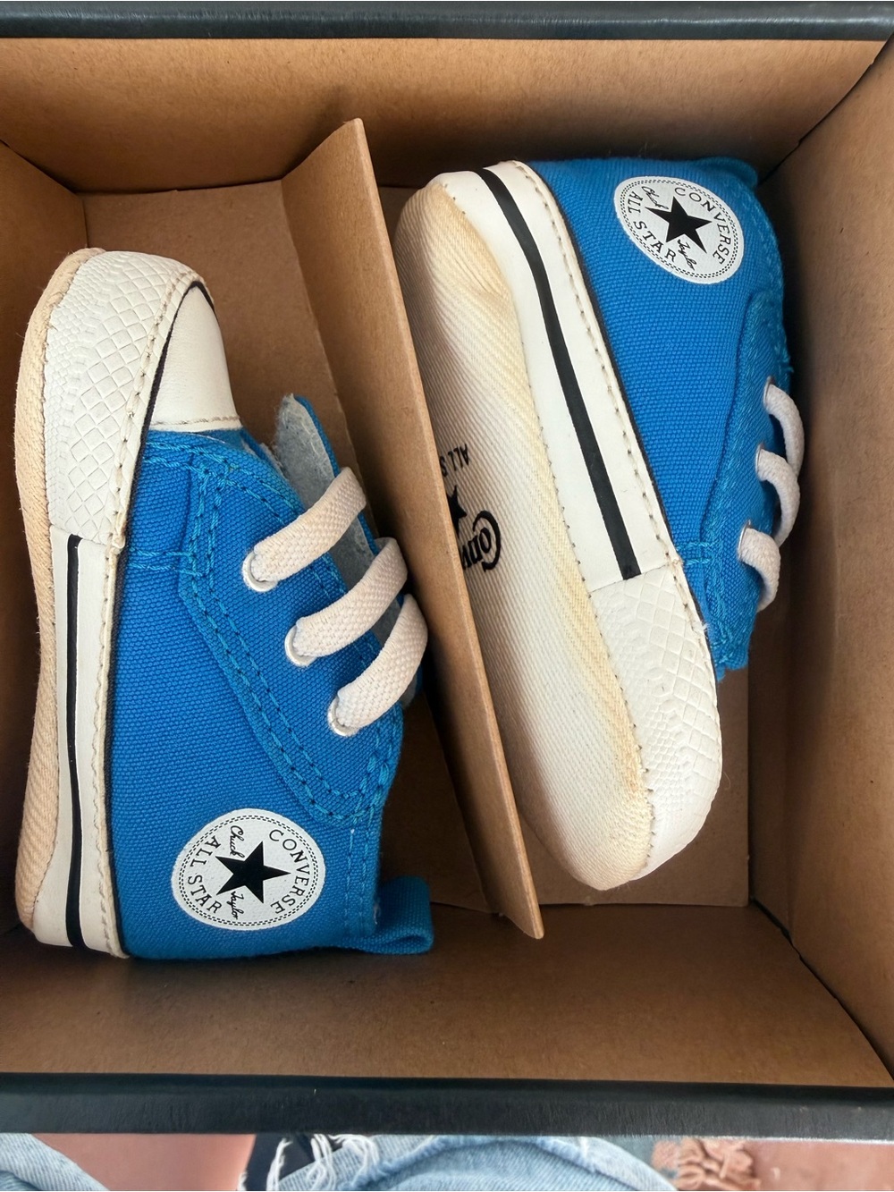 Converse Easy Slip Electric Blu Crib